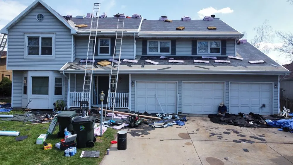 Slide of Enix Exteriors