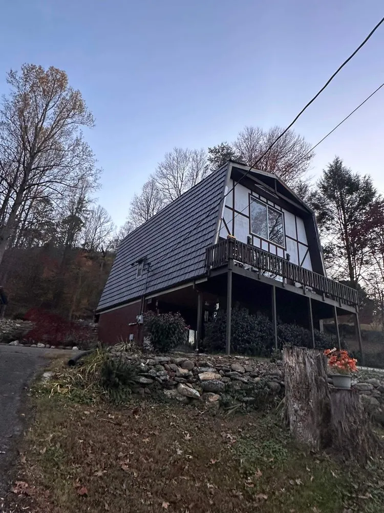 Slide of Enix Exteriors