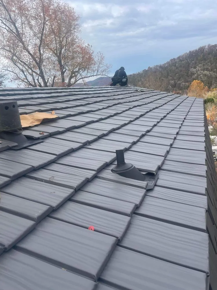 Slide of Enix Exteriors