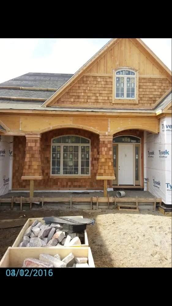 Slide of Enrique Hernandez Construction