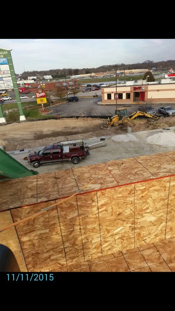 Slide of Enrique Hernandez Construction