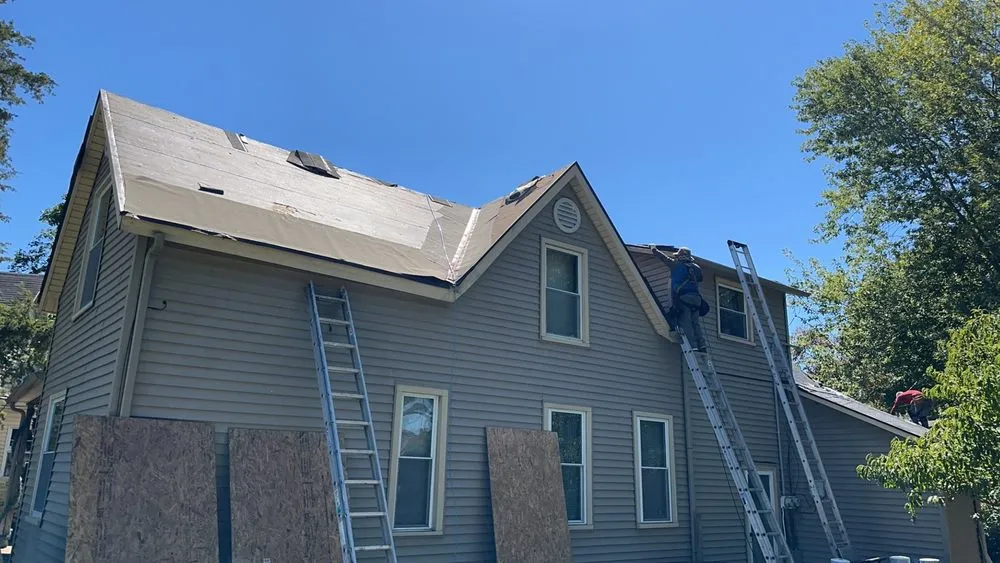 Slide of Enrique's Roofing