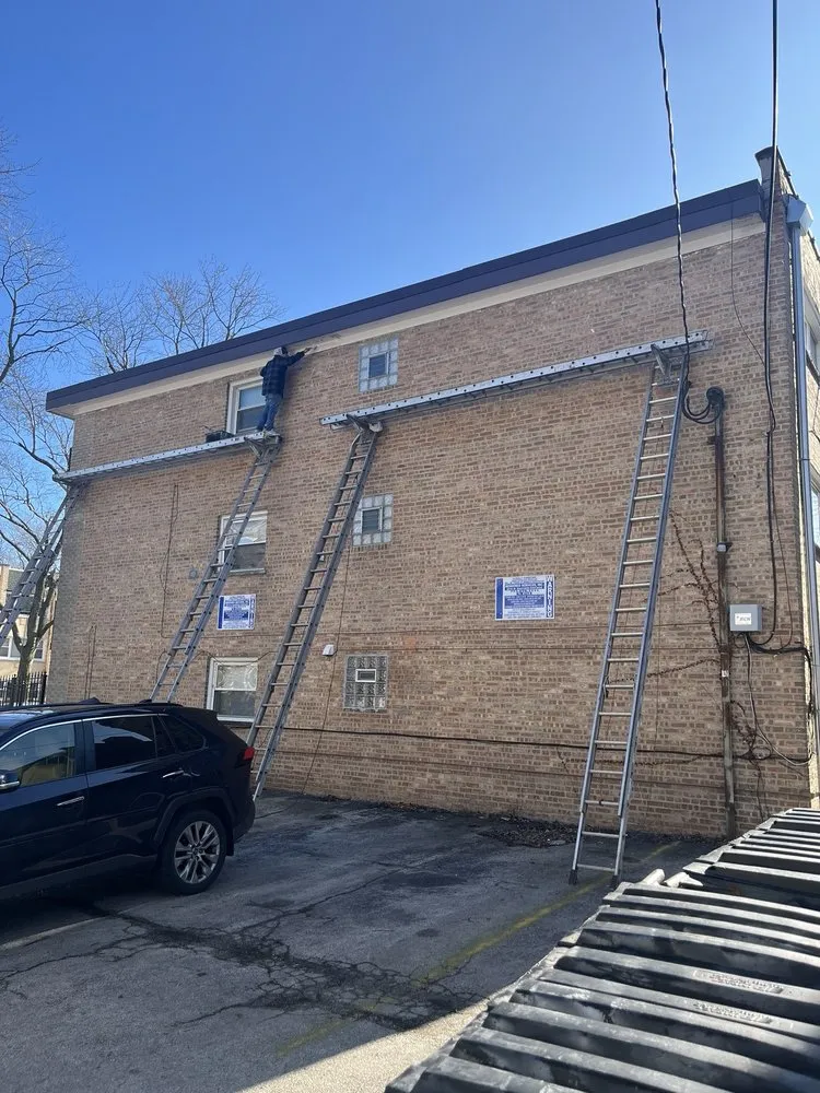 Slide of Enriquez Gutter