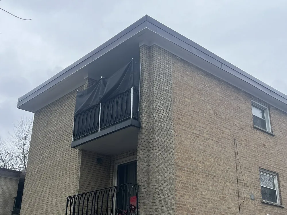 Slide of Enriquez Gutter