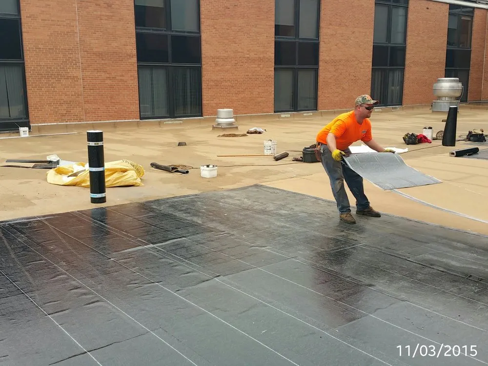 Top-rated flat roof repair experts serving St. Louis, MO - Enviro Tech Roof Consulting Services