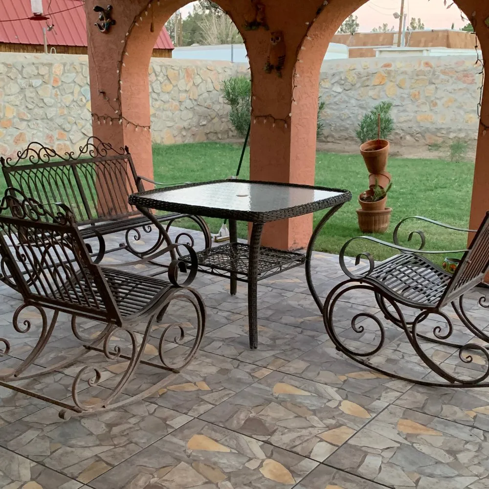 Slide of Envision Construction & Remodeling