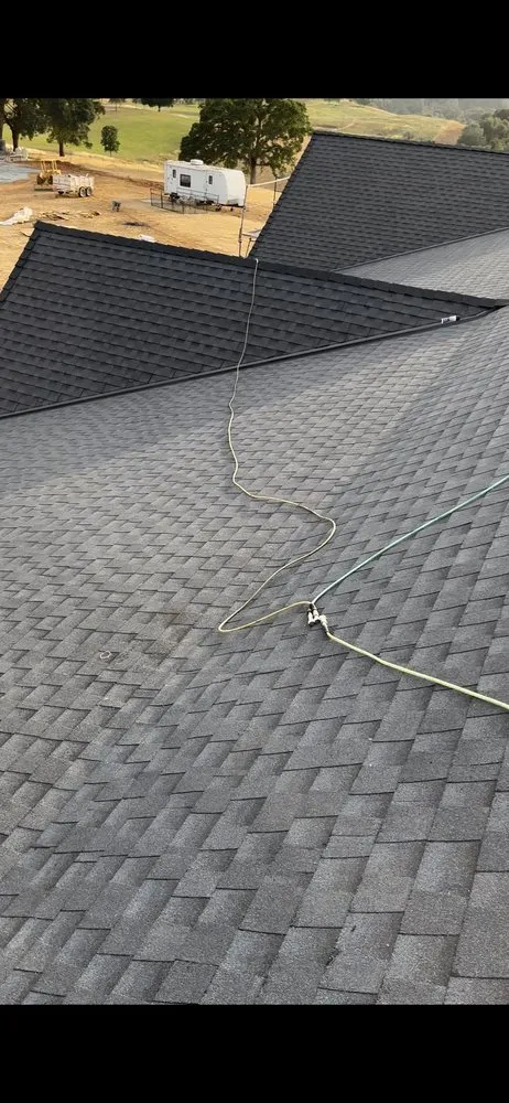 Slide of Epperlys Roofing and Removal