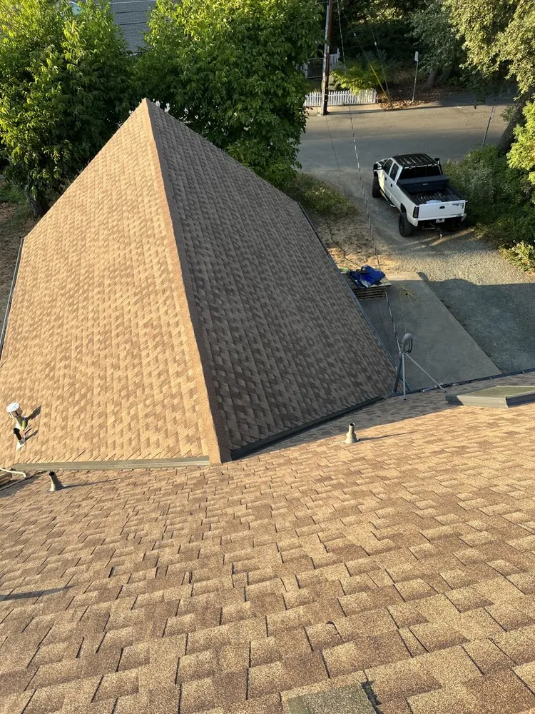 Slide of Epperlys Roofing and Removal