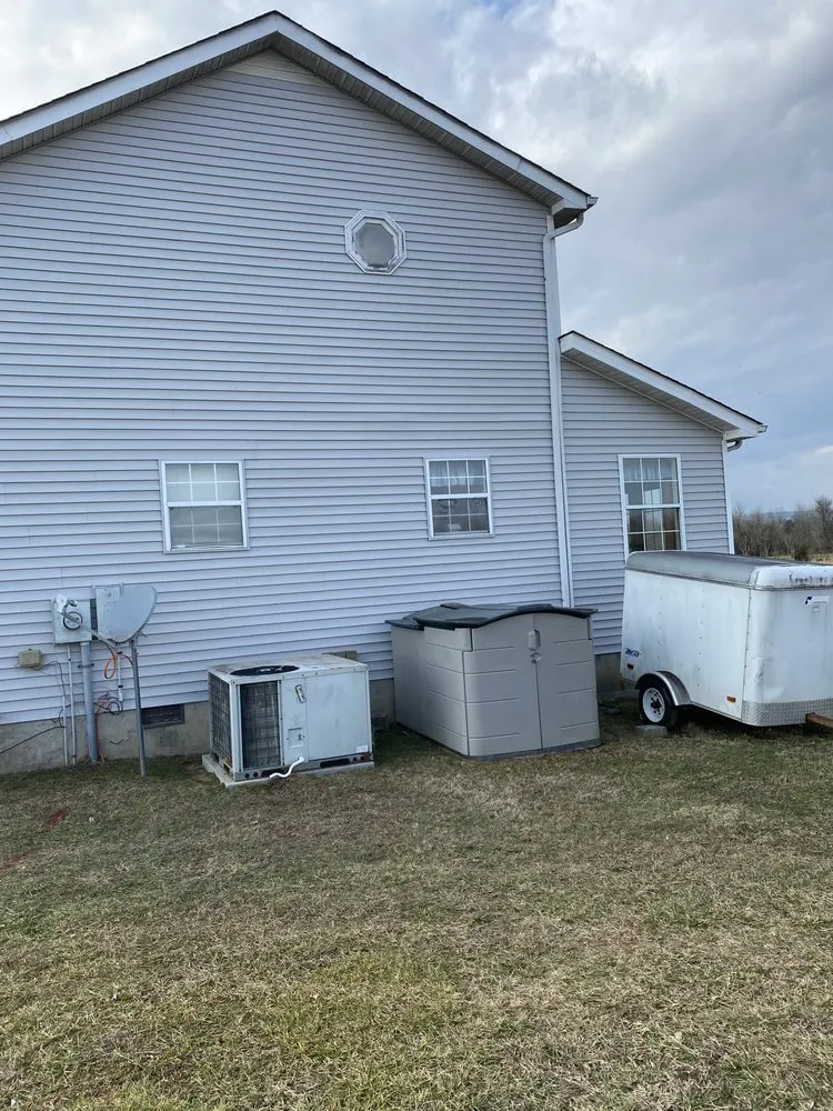 Slide of E&R Construction