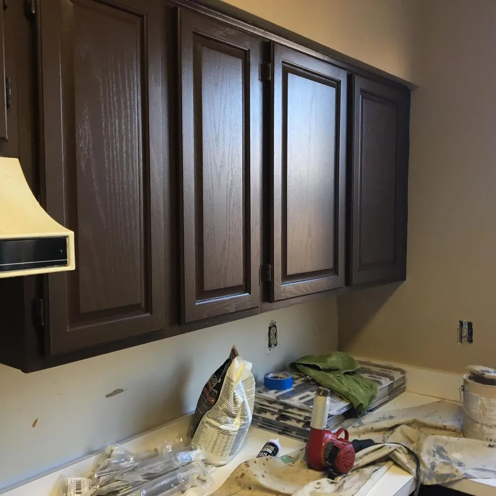 Slide of E&R Contractors