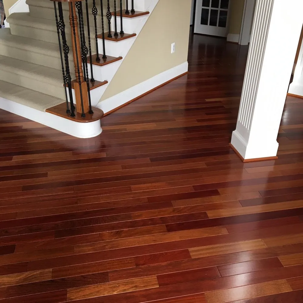 Slide of E&R Contractors