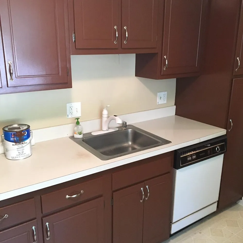 Slide of E&R Contractors