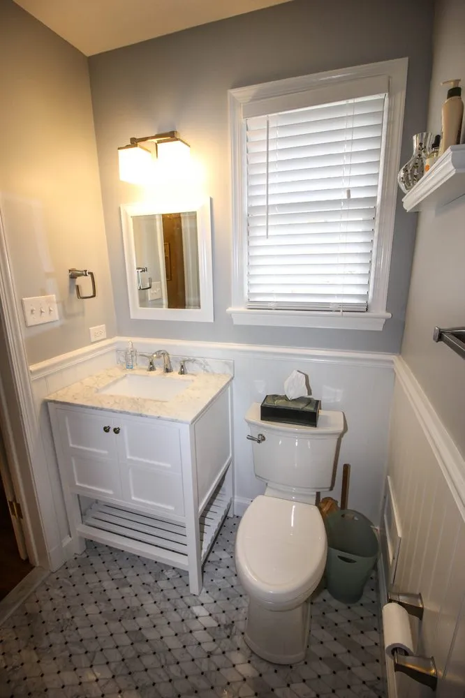 Slide of E&R Home Solutions