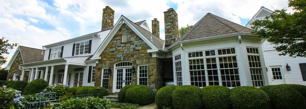 Slide of E&R Home Solutions