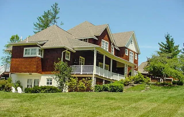 Slide of E&R Home Solutions