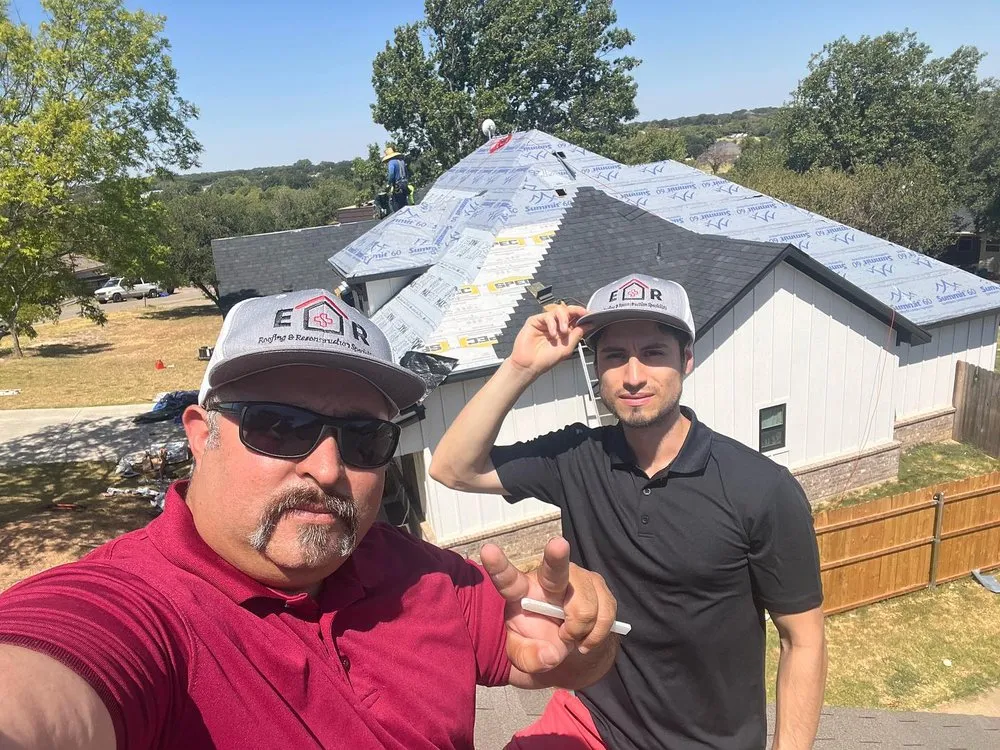 Slide of ER Roofing & Reconstruction