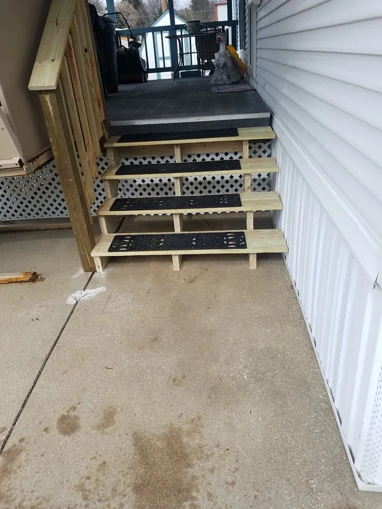 Slide of Erb's Home Improvement