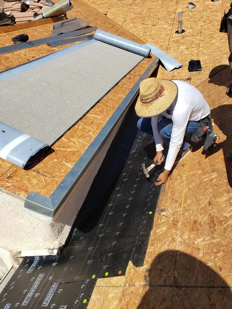 Slide of Erceg Roofing