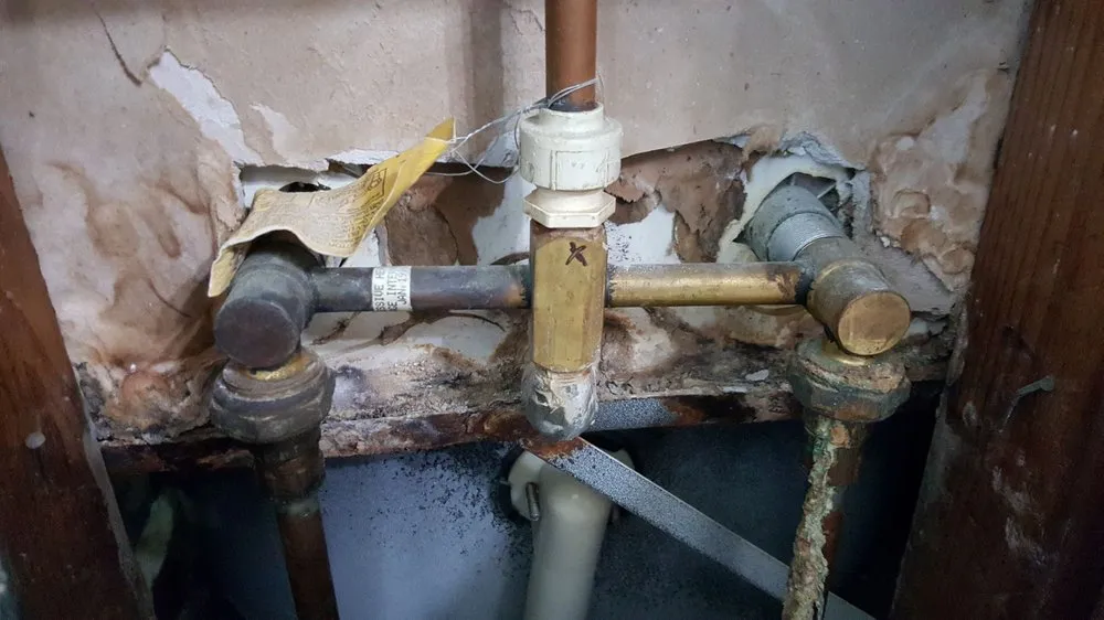 Slide of Eric the Handyman