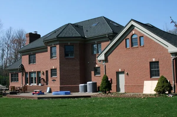 Erie Construction Logo