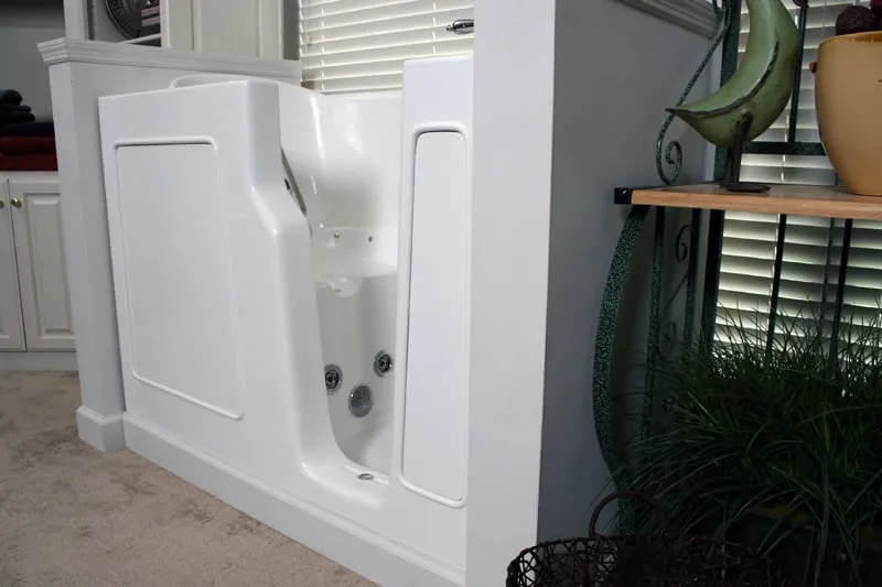 Slide of Erie Construction