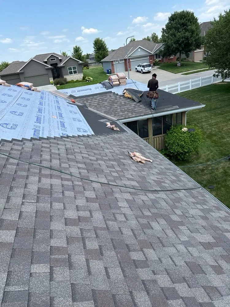 Slide of Erz Exteriors