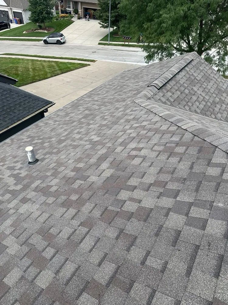 Slide of Erz Exteriors