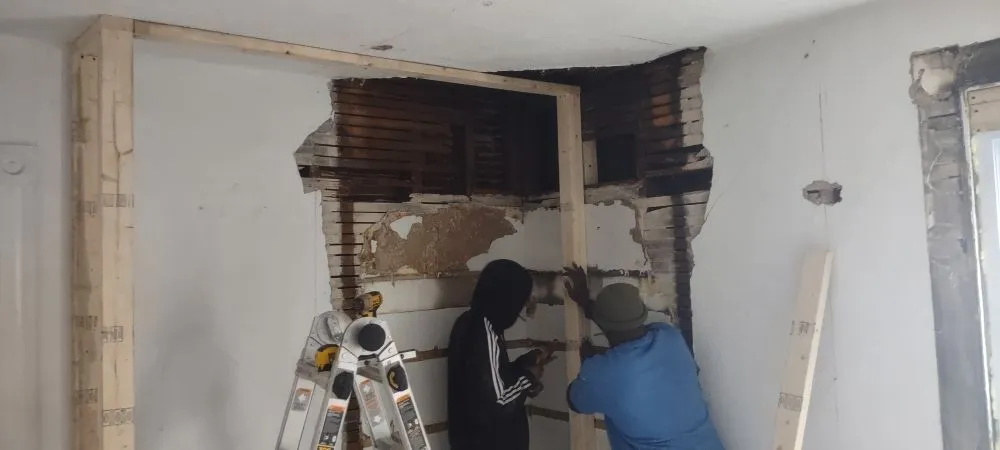 Local flat roof repair experts serving Mc Kees Rocks, PA - E&S Johnson Construction