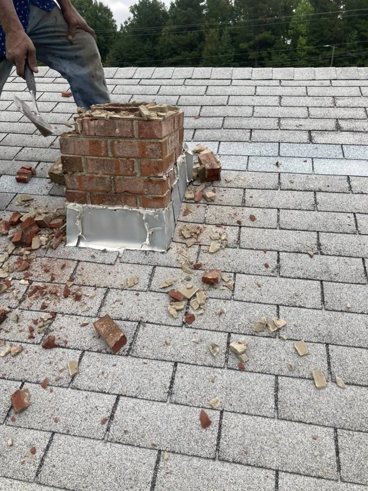 Slide of ES Roofing & Gutters