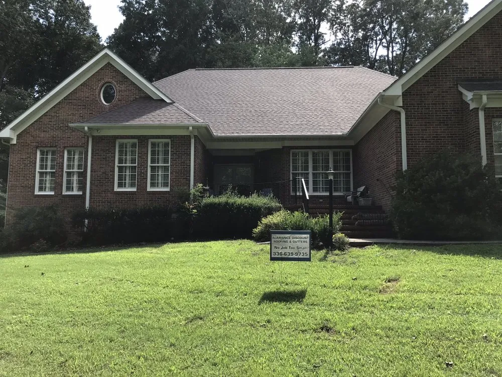 Slide of ES Roofing & Gutters