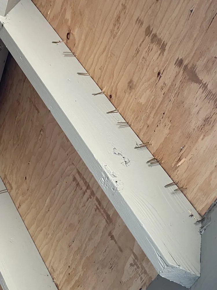 Slide of Esary Roofing & Siding