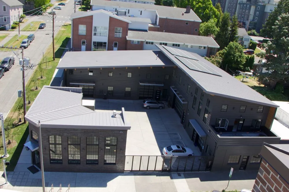 Slide of Esary Roofing & Siding