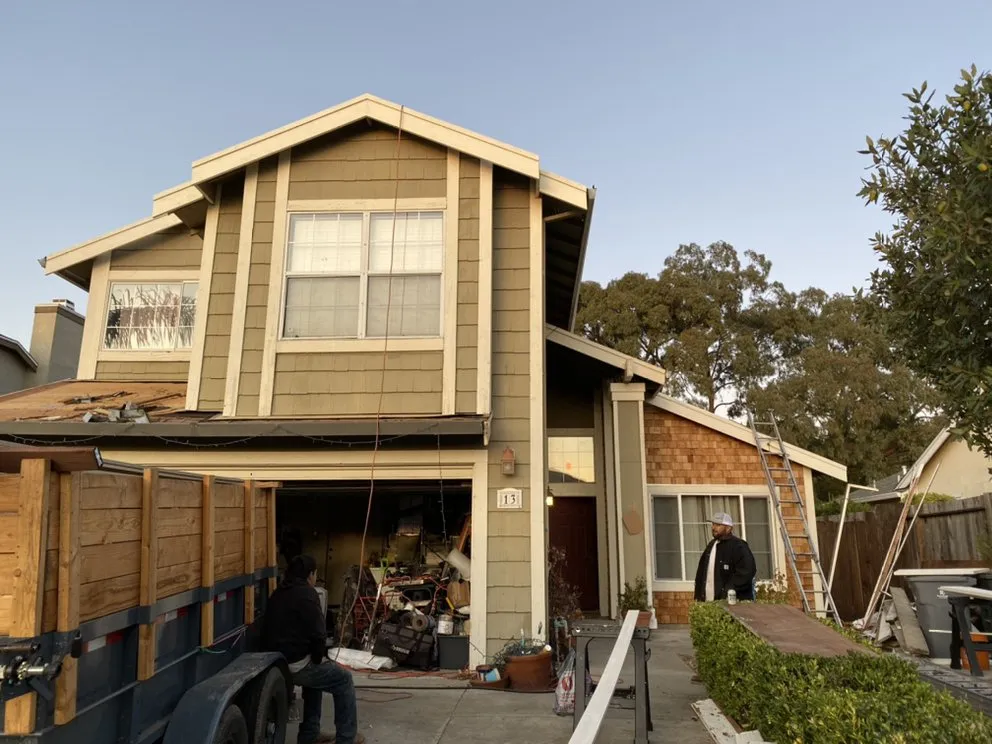Slide of Escalante & Son Roofing
