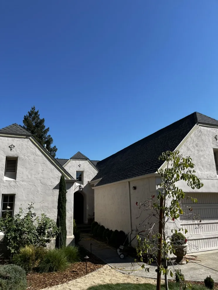 Slide of Escalante & Son Roofing