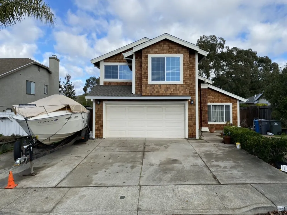 Slide of Escalante & Son Roofing