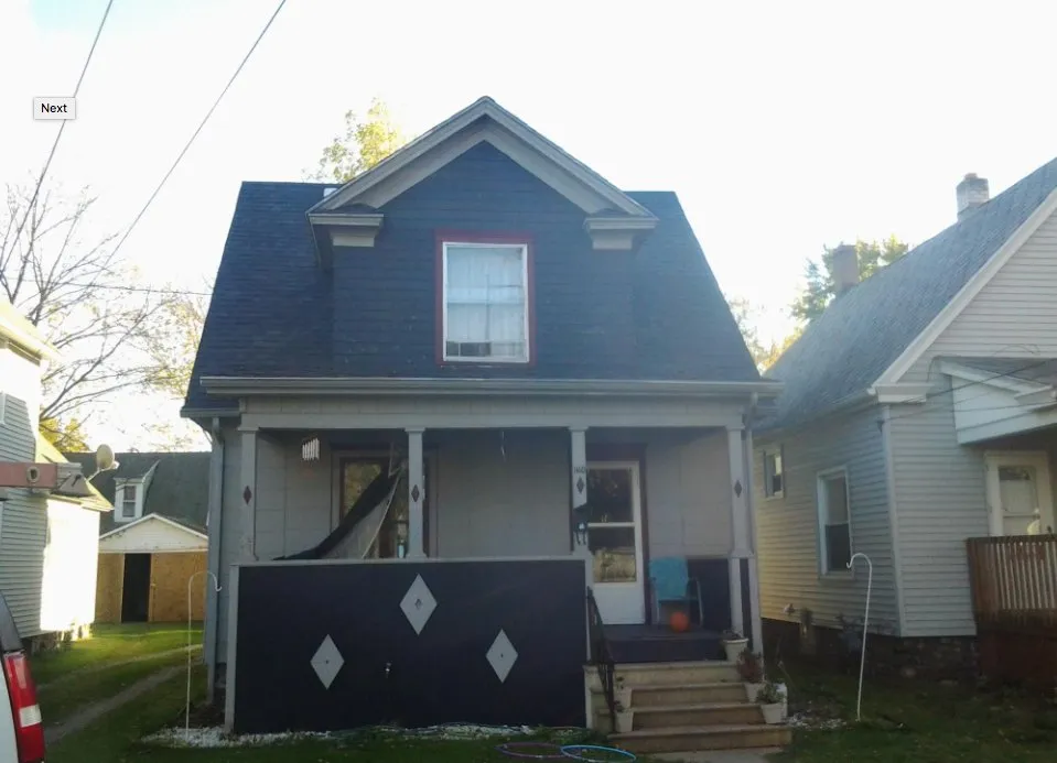 Slide of Esow Roofing