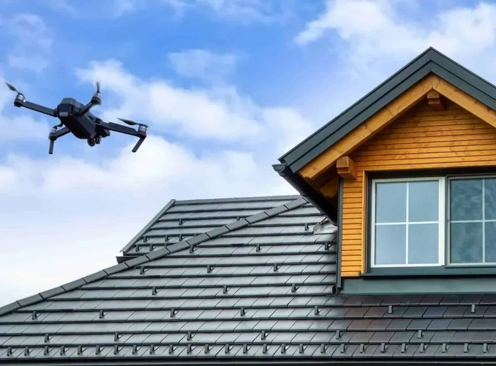 Slide of Esperto Roofing