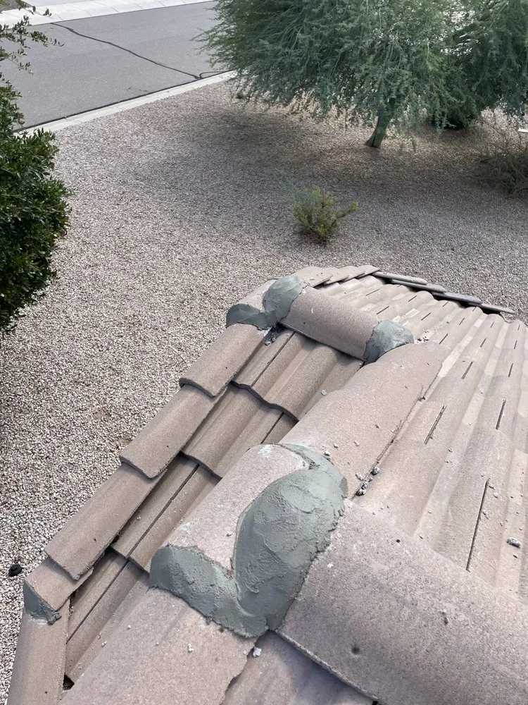 Slide of Esperto Roofing