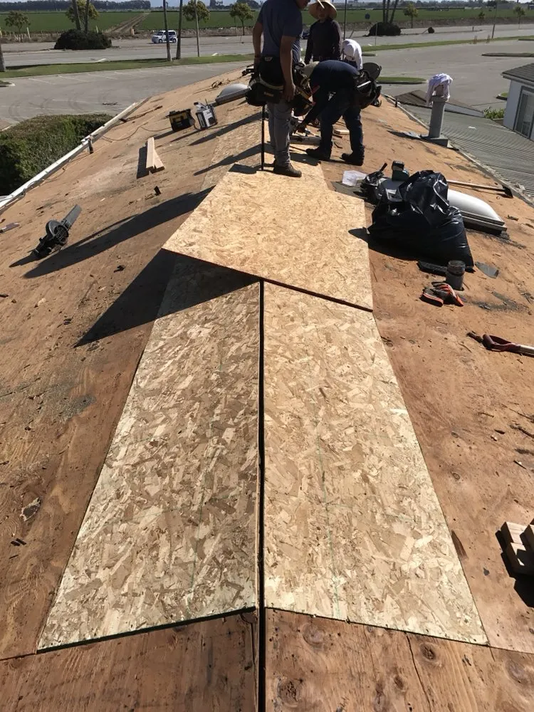 Slide of Espino Roofing