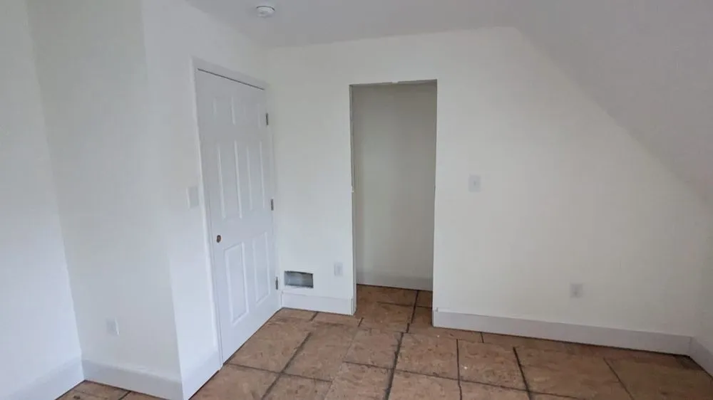 Slide of Espinosa Construction