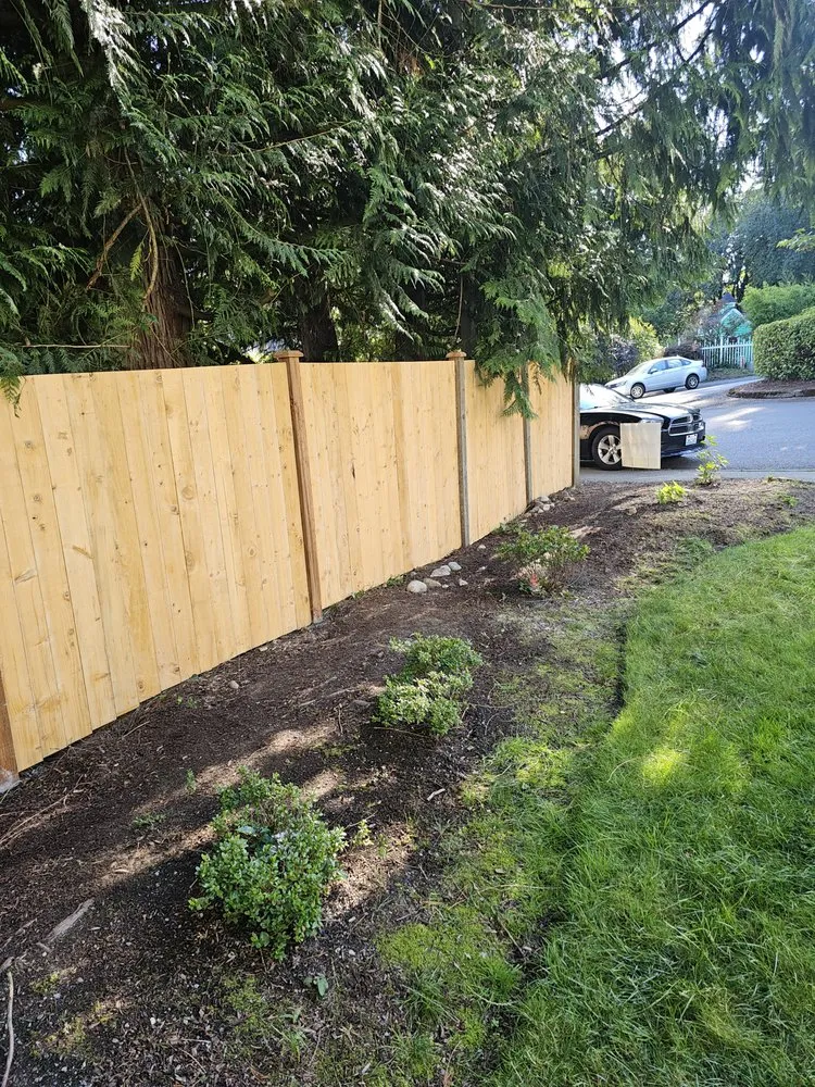 Slide of Espinoza Fence And Landscaping