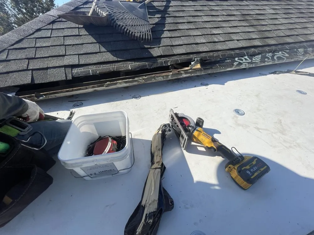 Slide of Espinoza Home Improvement