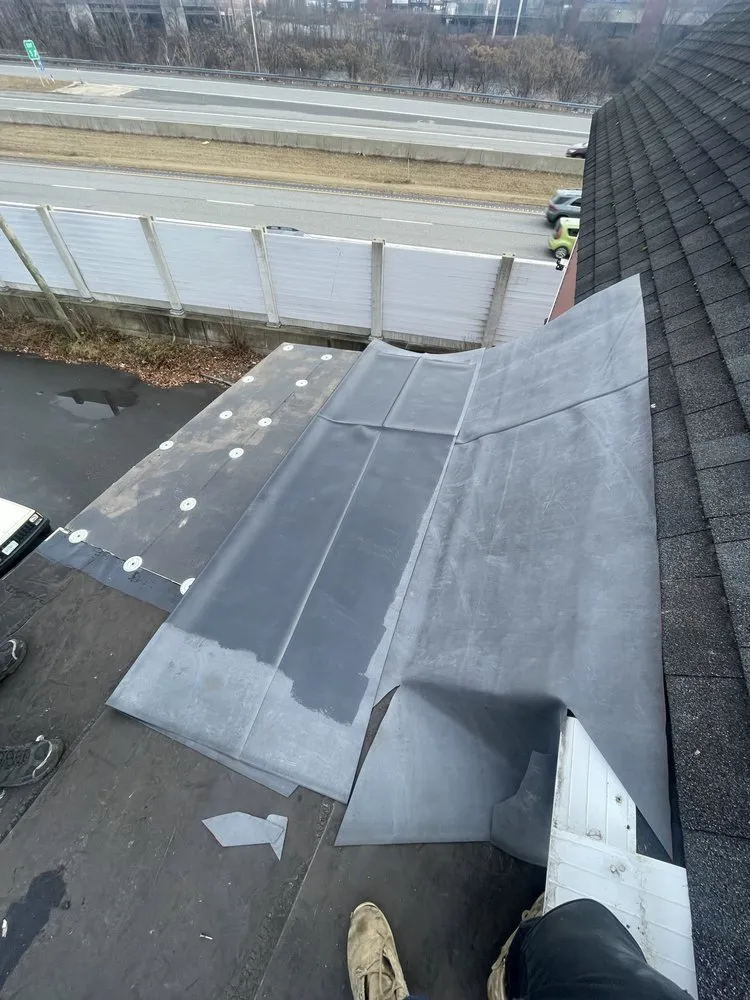 Slide of Espinoza Home Improvement