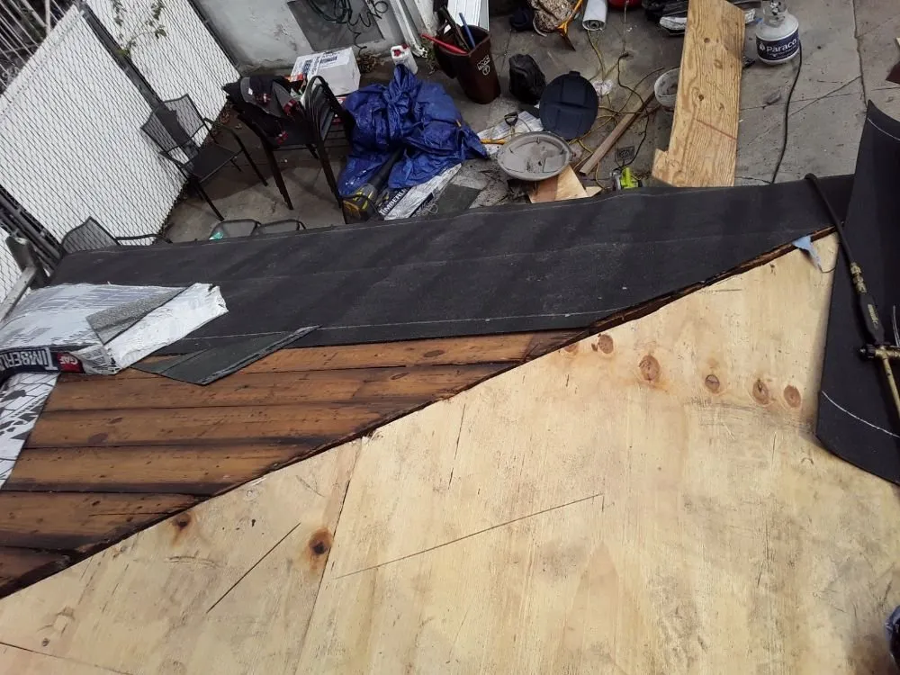 Slide of Esposito and sons seamless gutters