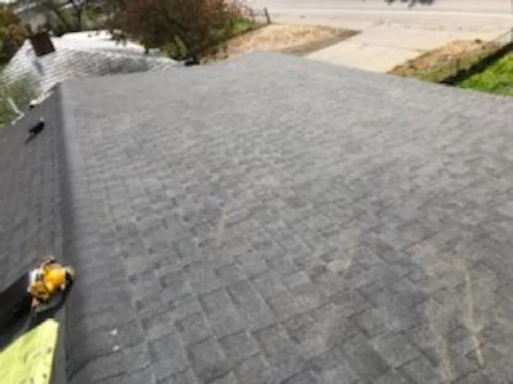 Slide of Esquivel Roofing and general construction