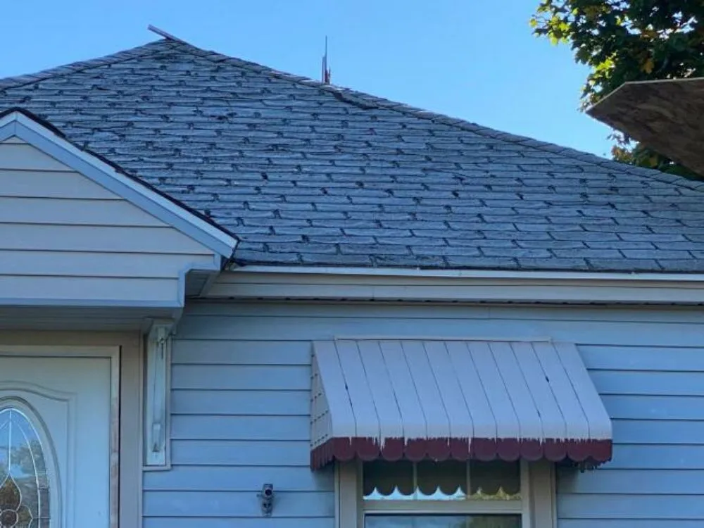 Slide of Esquivel Roofing and general construction