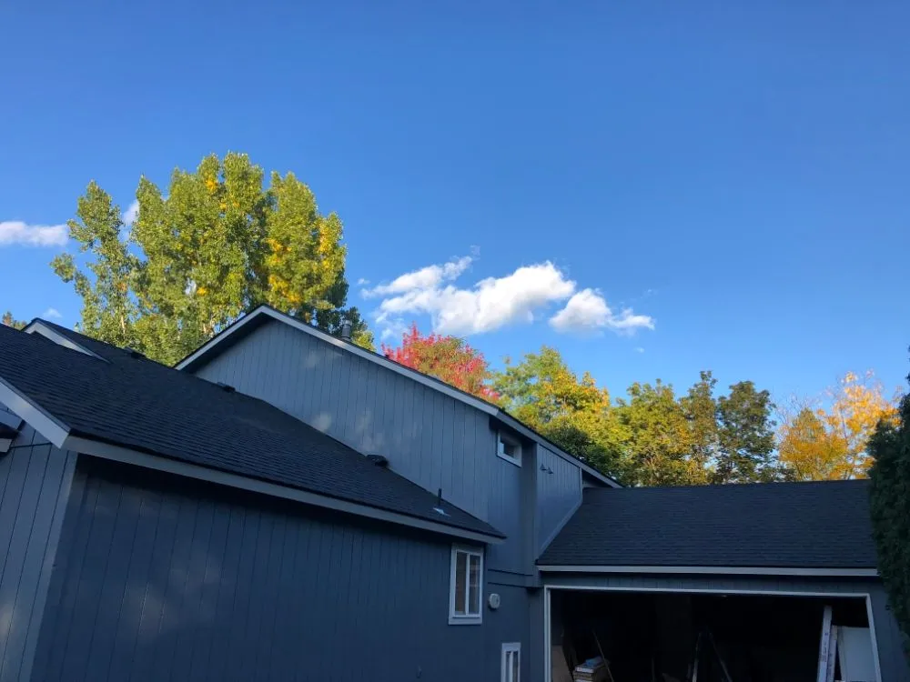 Slide of Esquivel Roofing and general construction