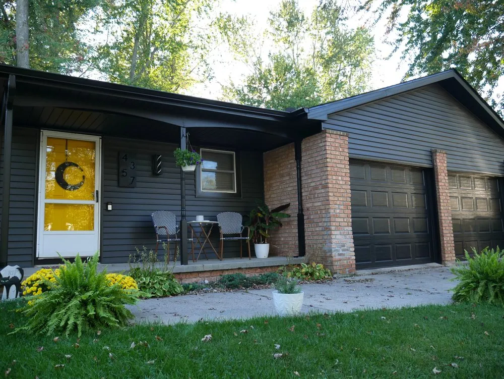 Slide of Esser Builders II