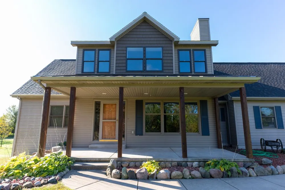 Slide of Esser Builders II