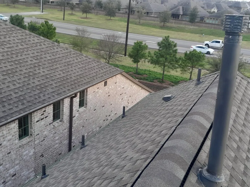 Slide of Esteban's Roofing & Construction